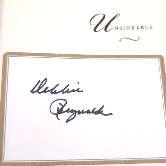Genuine Authentic Debbie Reynolds Signed Autographed Book "Unsinkable A Memoir" - Picture 5 of 10